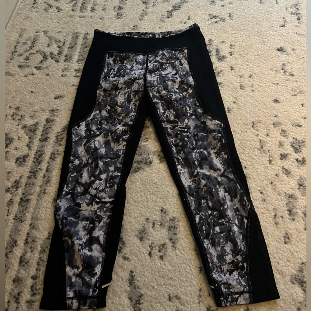 Zella black cropped leggings pants size small